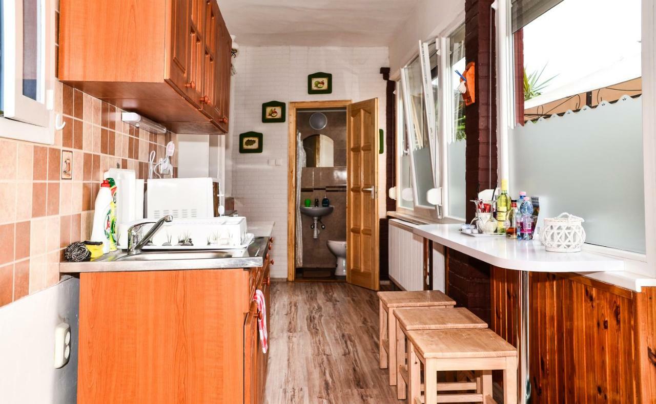 Klára Apartman Szentes Bagian luar foto
