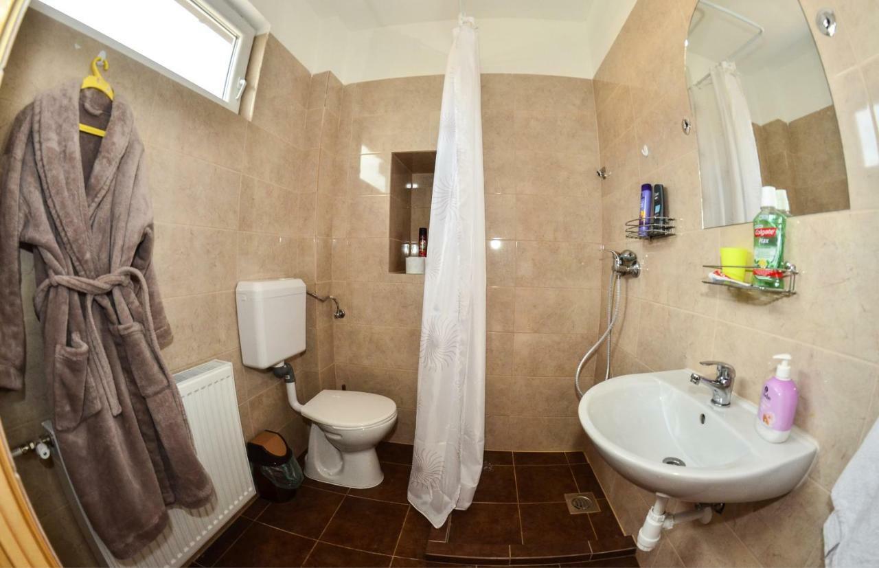 Klára Apartman Szentes Bagian luar foto