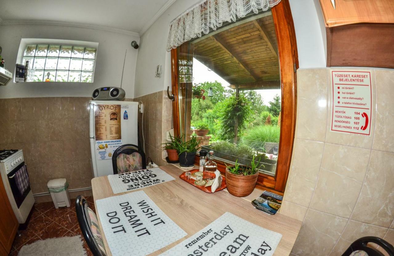 Klára Apartman Szentes Bagian luar foto